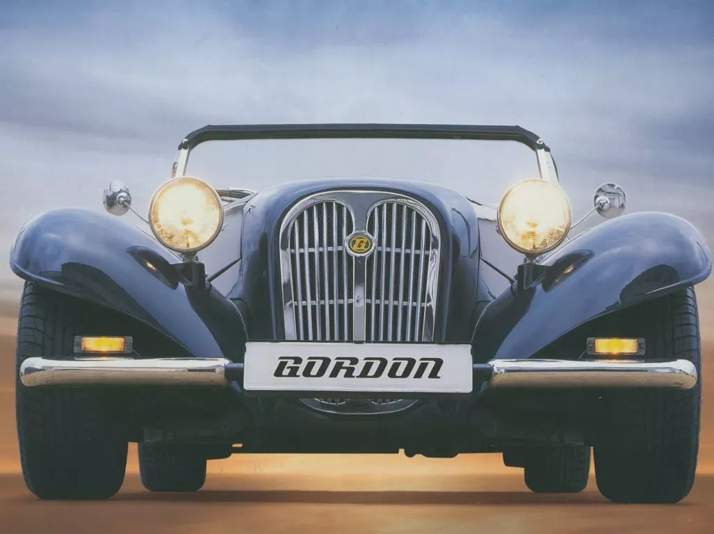 Фото экстерьера Gordon Roadster   1997 -  2024 
                                            