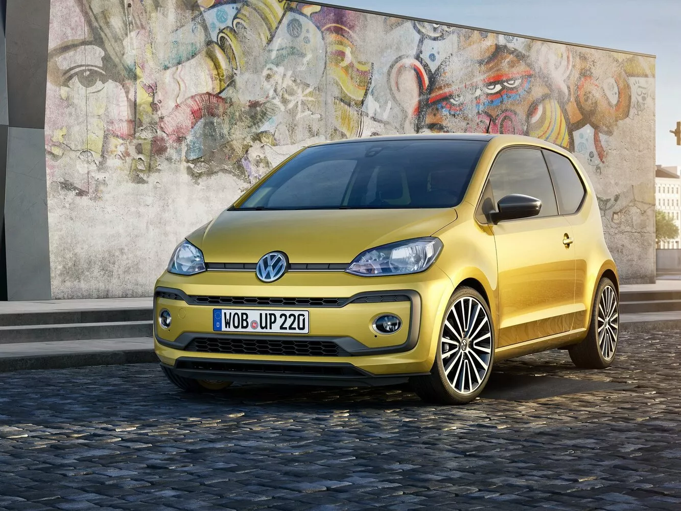Фото спереди Volkswagen up!  I Рестайлинг 2016 -  2024 
                                            