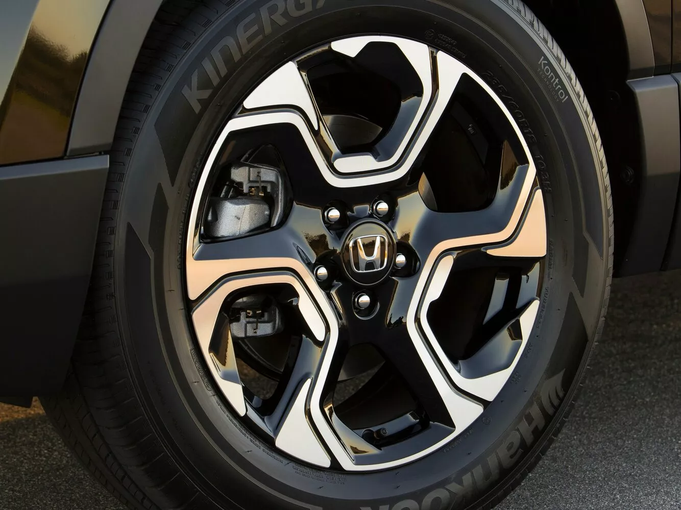 Фото дисков Honda CR-V  V 2016 -  2024 
                                            