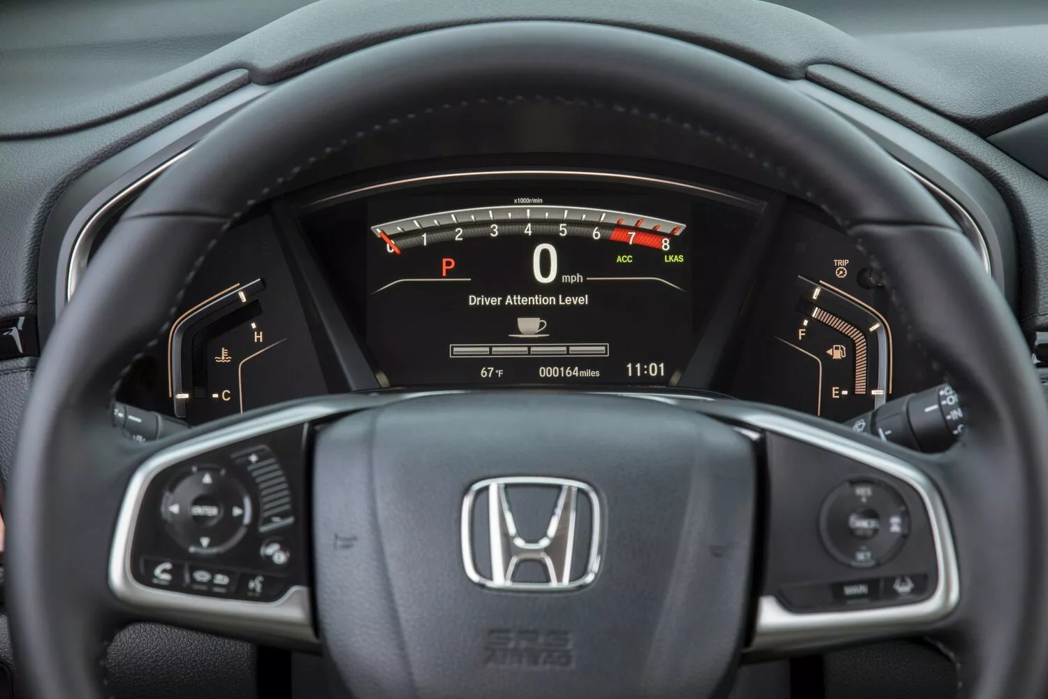 Фото приборной панели Honda CR-V  V 2016 -  2024 
                                            