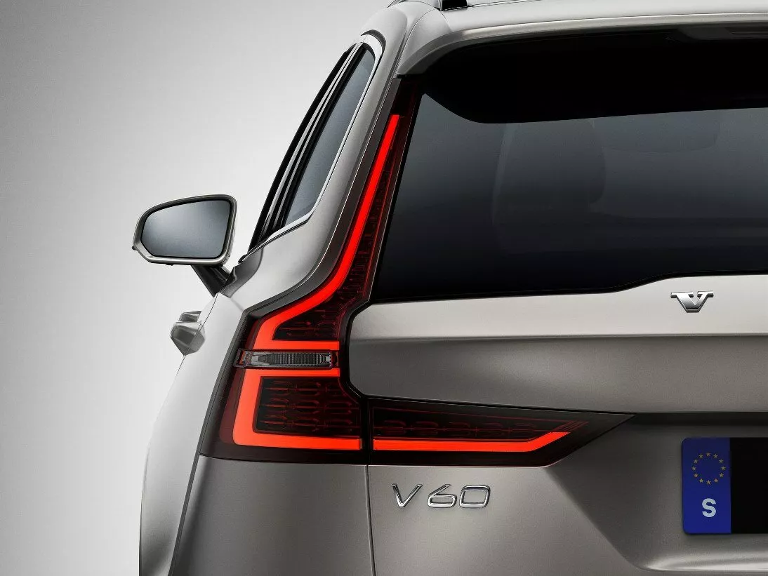 Фото задних фонорей Volvo V60  II 2018 -  2024 
                                            