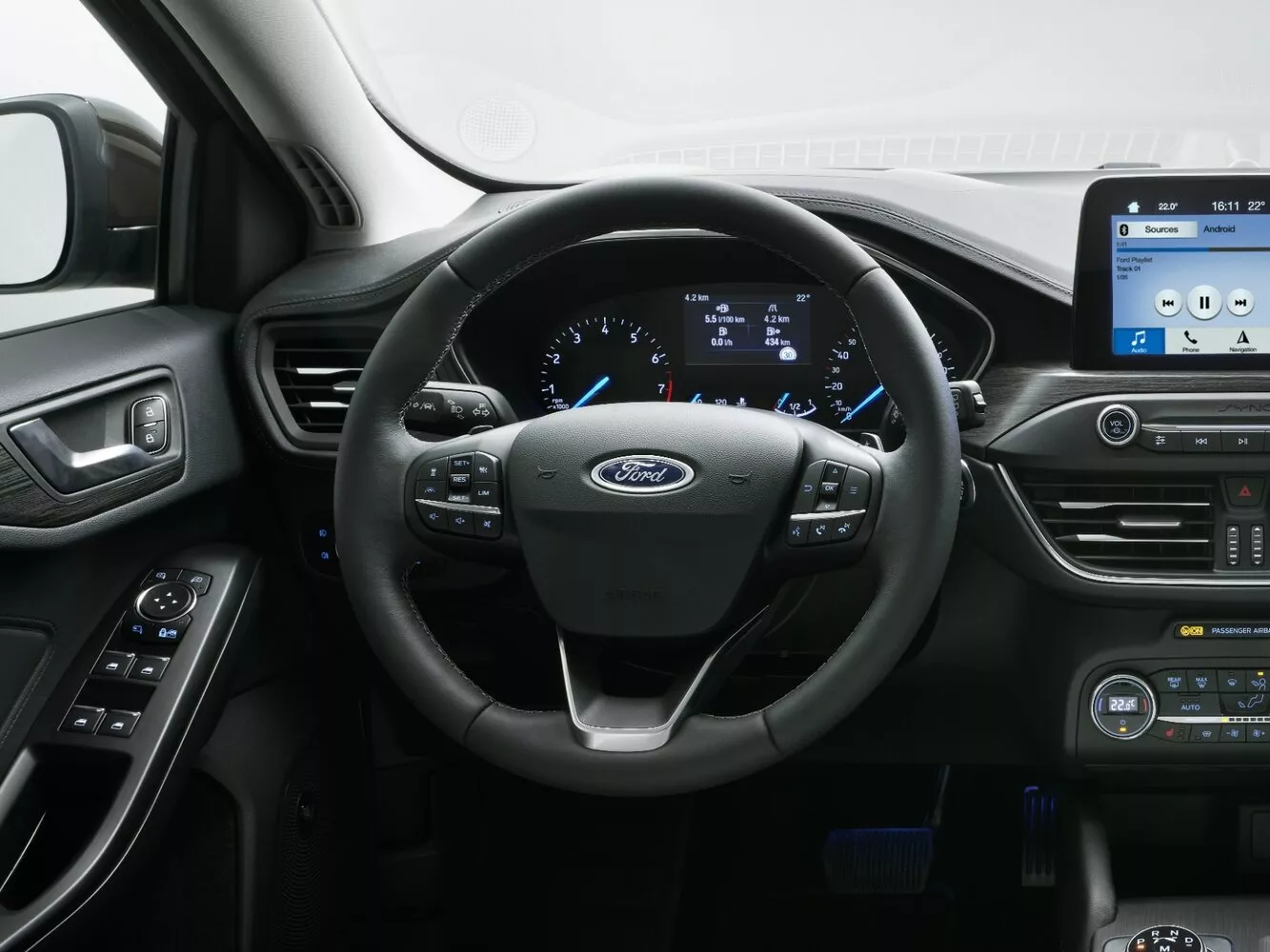 Фото рулевого колеса Ford Focus  IV 2018 -  2024 
                                            