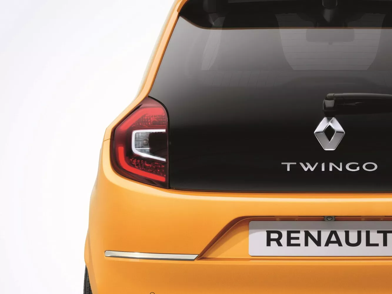 Фото задних фонорей Renault Twingo  III Рестайлинг 2019 -  2024 
                                            