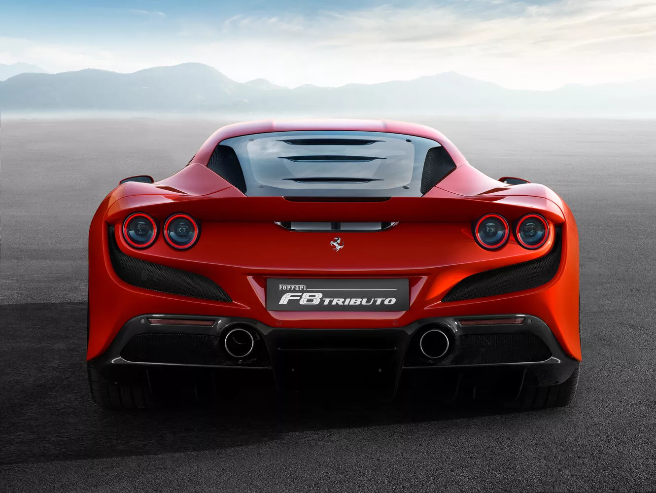 Фото сзади Ferrari F8 Tributo  2019 -  2024 
                                            