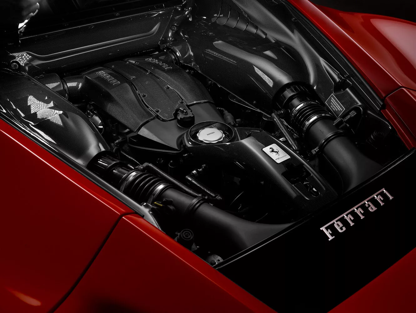 Фото интерьера Ferrari F8 Tributo  2019 -  2024 
                                            