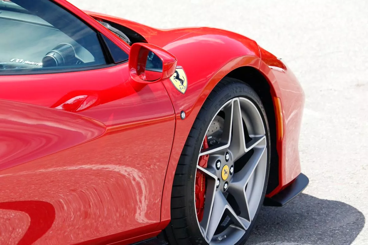 Фото зеркал Ferrari F8 Tributo  2019 -  2024 
                                            