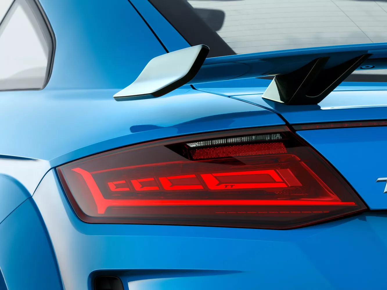 Фото задних фонорей Audi TT RS  III (8S) Рестайлинг 2019 -  2024 
                                            
