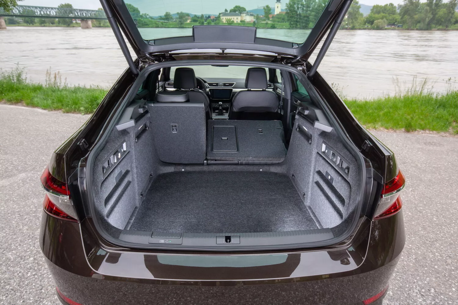 Фото багажника Skoda Superb  III Рестайлинг 2019 -  2024 
                                            