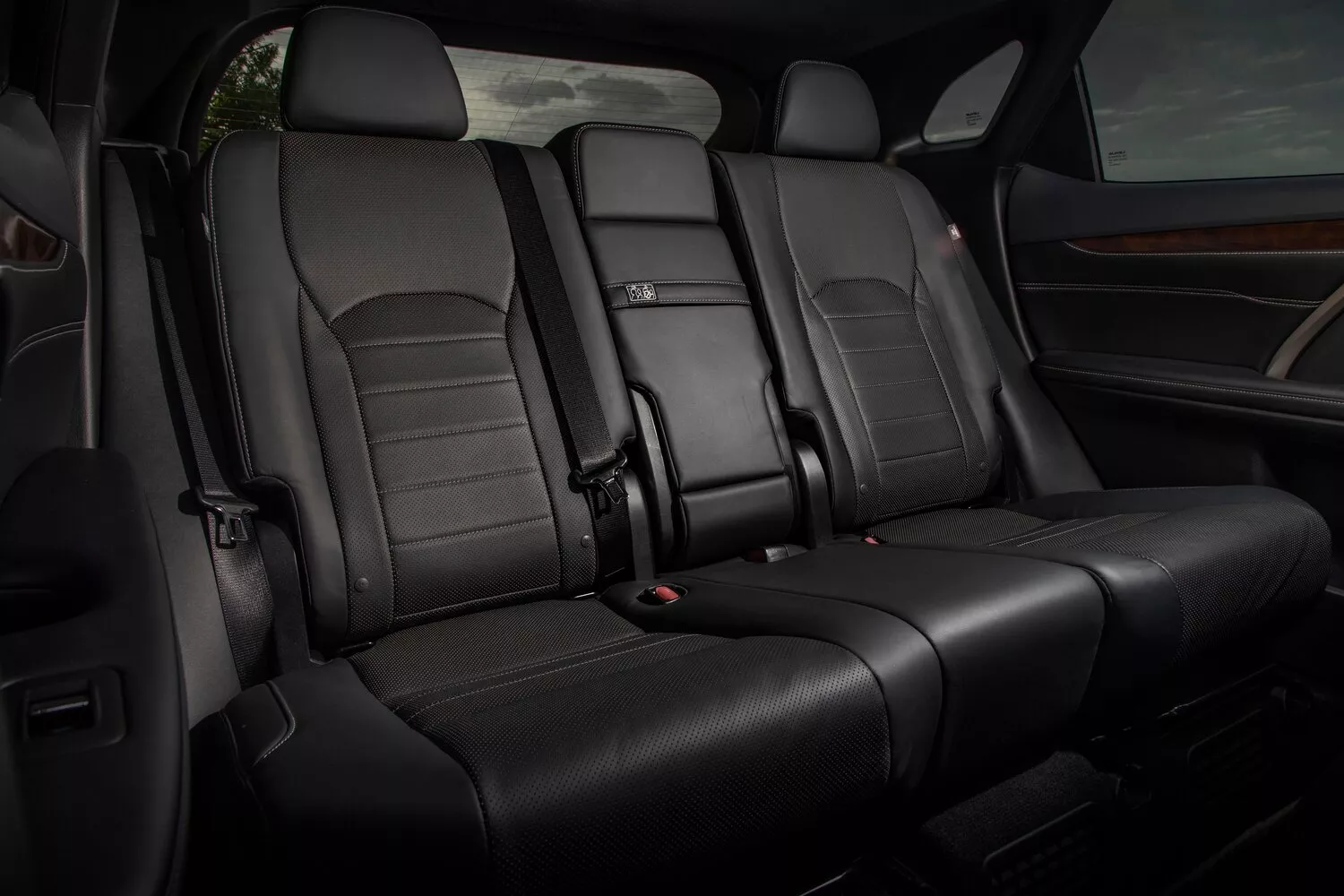 Фото сидений Lexus RX  IV Рестайлинг 2019 -  2024 
                                            