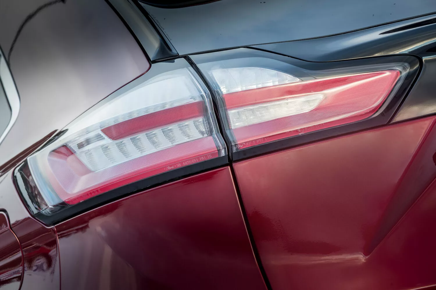 Фото задних фонорей Ford Edge  II Рестайлинг 2018 -  2024 
                                            