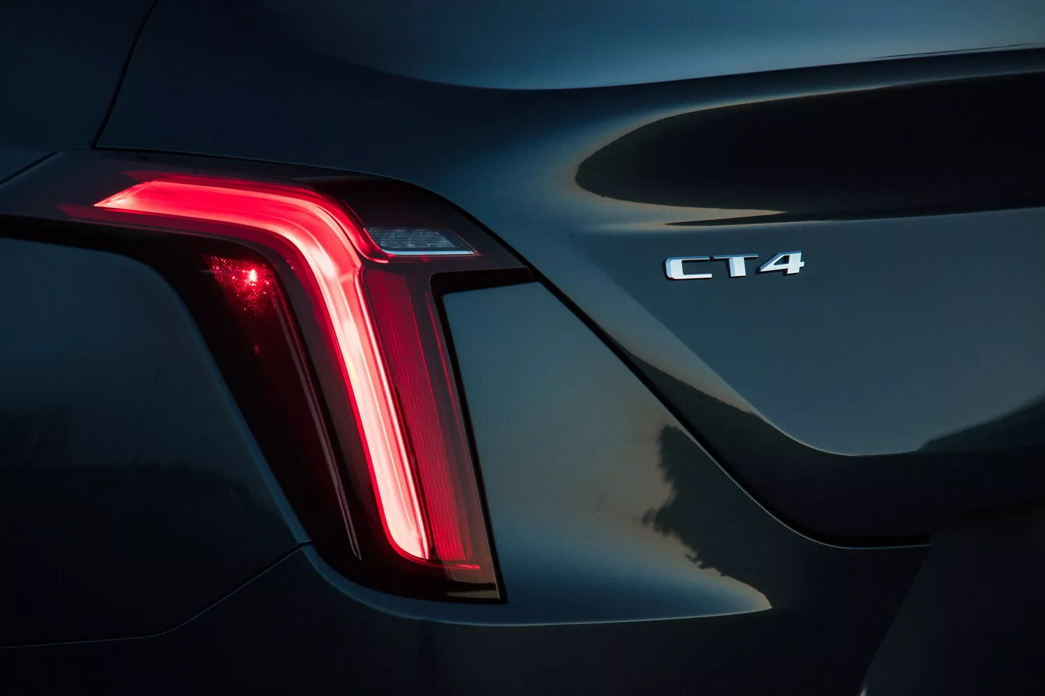 Фото задних фонорей Cadillac CT4  I 2019 -  2024 
                                            