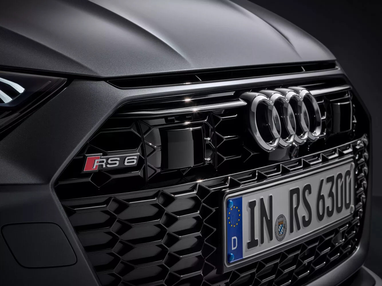 Фото интерьера Audi RS 6  IV (C8) 2019 -  2024 
                                            
