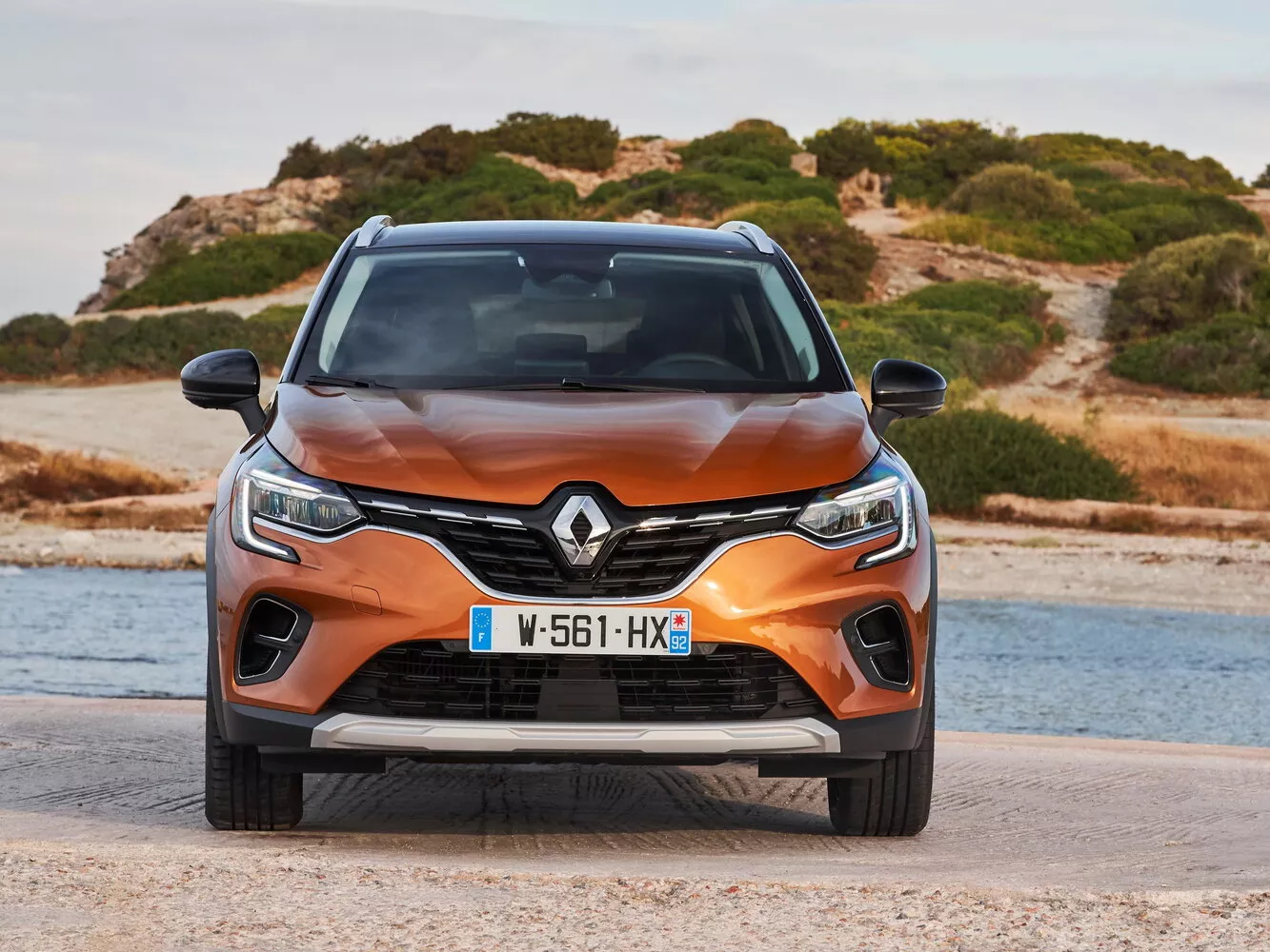 Фото спереди Renault Captur  II 2019 -  2024 
                                            
