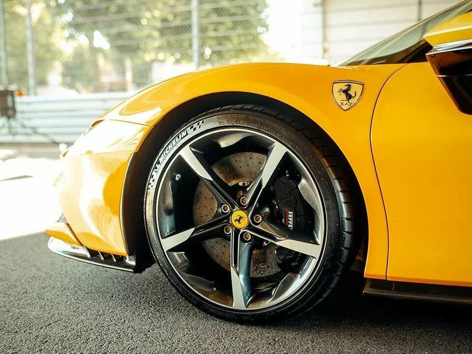 Фото дисков Ferrari SF90 Stradale  I 2019 -  2024 
                                            