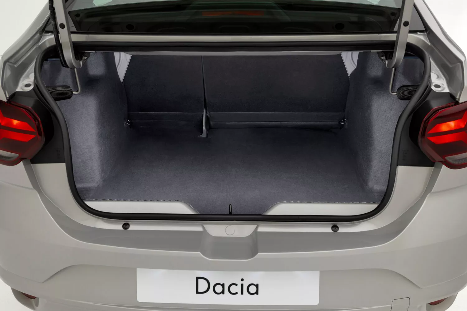 Фото багажника Dacia Logan  III 2020 -  2024 
                                            