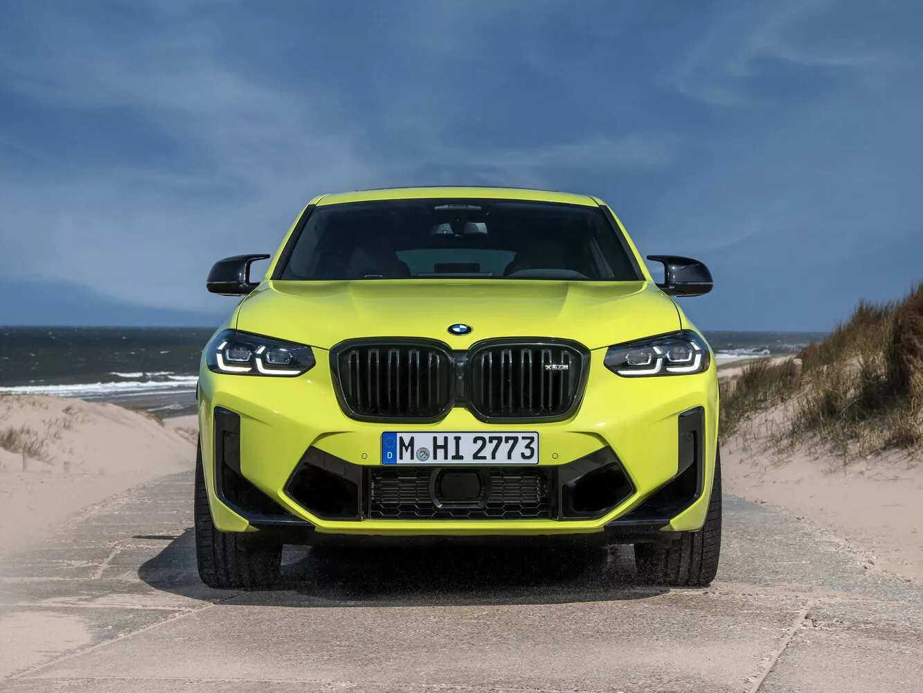 Фото спереди BMW X4 M  I (F98) Рестайлинг 2021 -  2024 
                                            