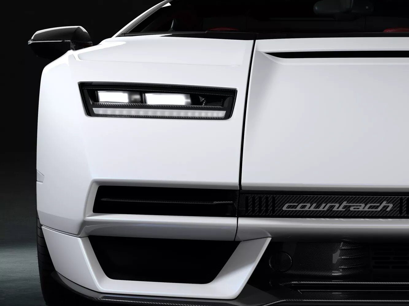 Фото передних фар Lamborghini Countach LPI 800-4   2021 -  2024 
                                            