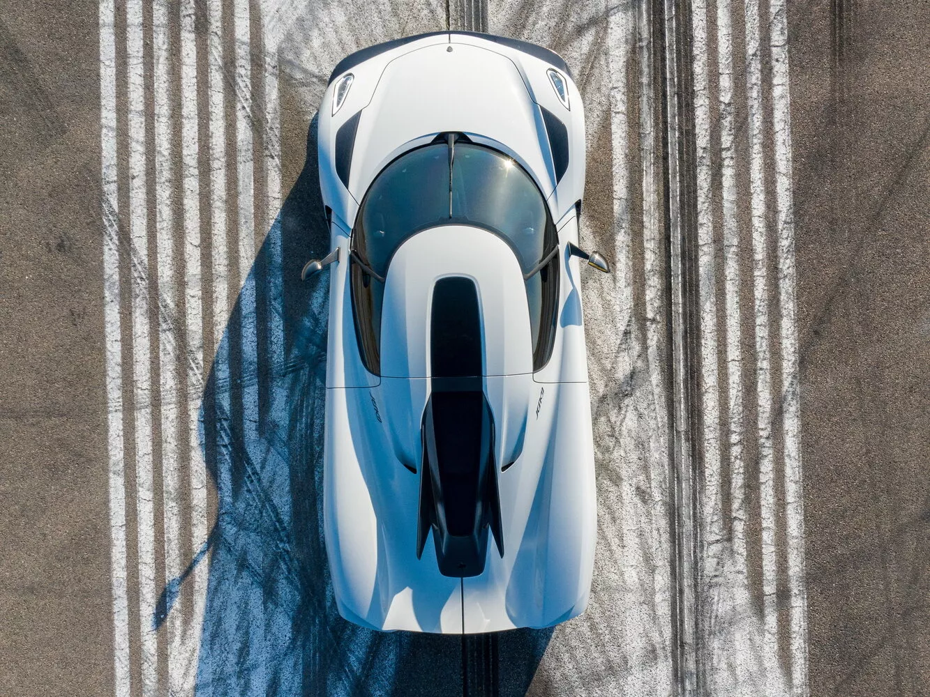 Фото интерьера Koenigsegg Jesco   2020 -  2024 
                                            