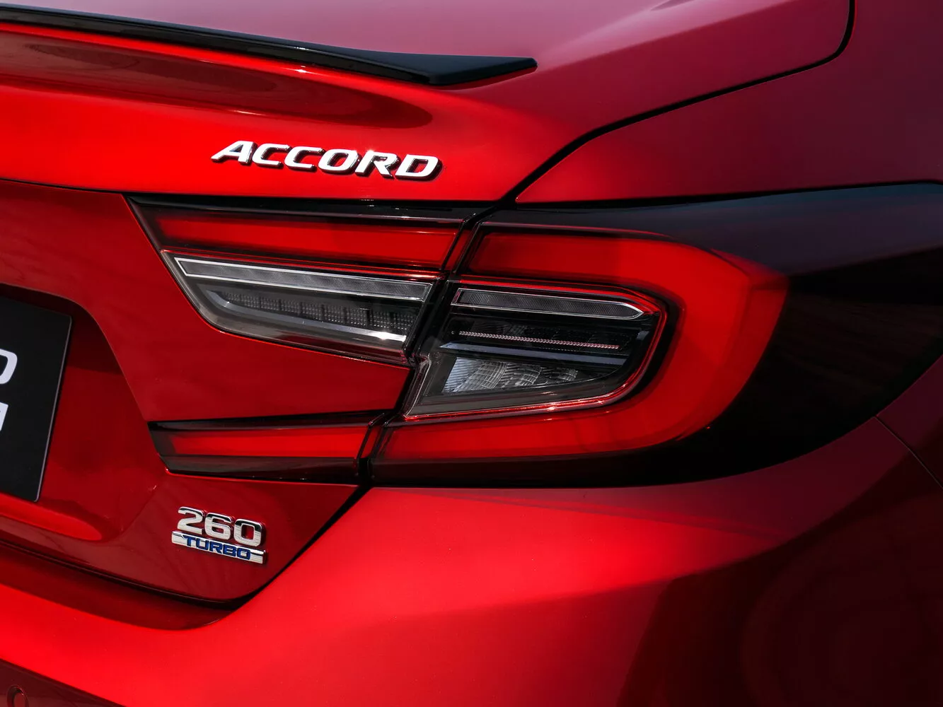 Фото задних фонорей Honda Accord  X Рестайлинг 2020 -  2024 
                                            