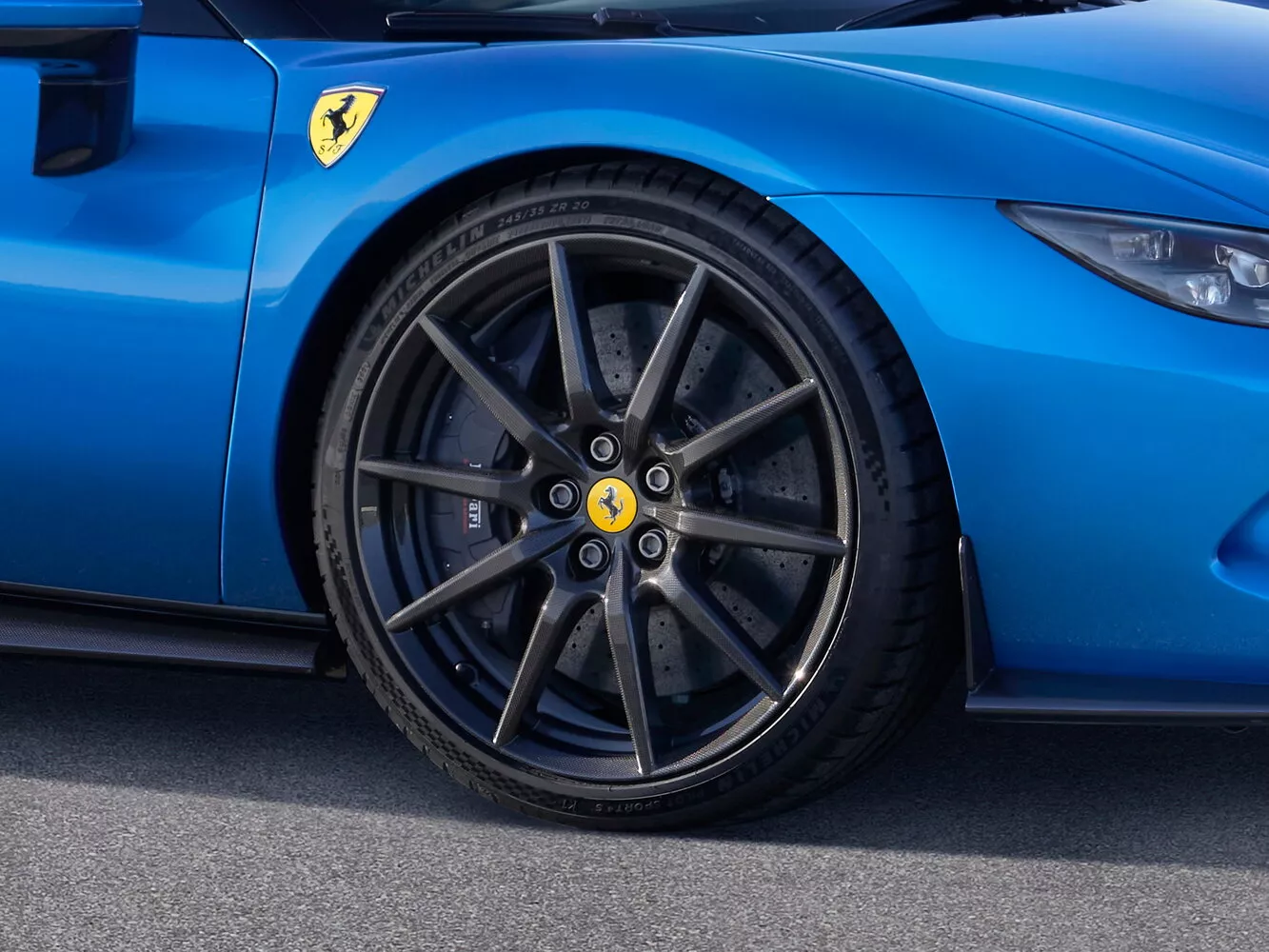 Фото дисков Ferrari 296   2021 -  2024 
                                            