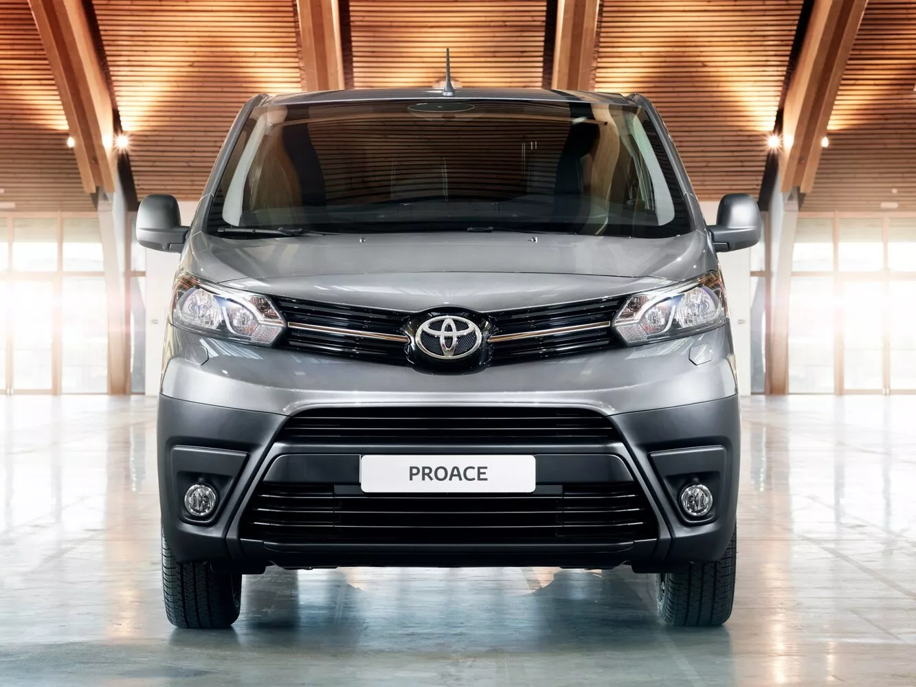 Фото спереди Toyota ProAce L1 II 2016 -  2024 
                                            