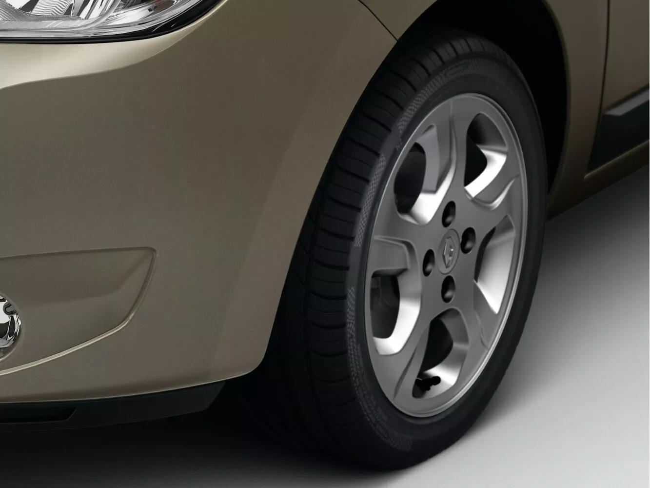 Фото дисков Renault Lodgy   2012 -  2024 
                                            