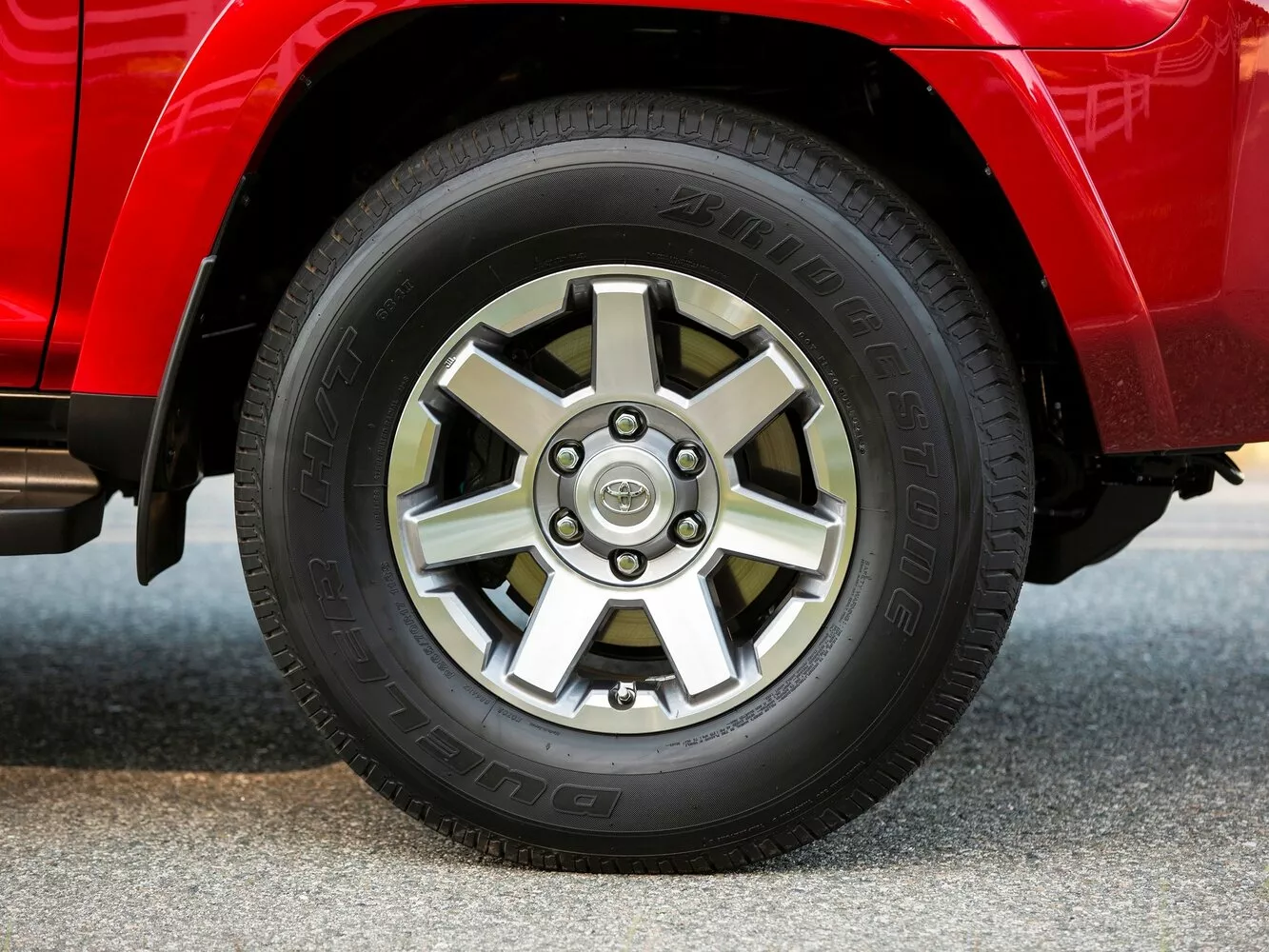 Фото дисков Toyota 4Runner  V Рестайлинг 2013 -  2024 
                                            