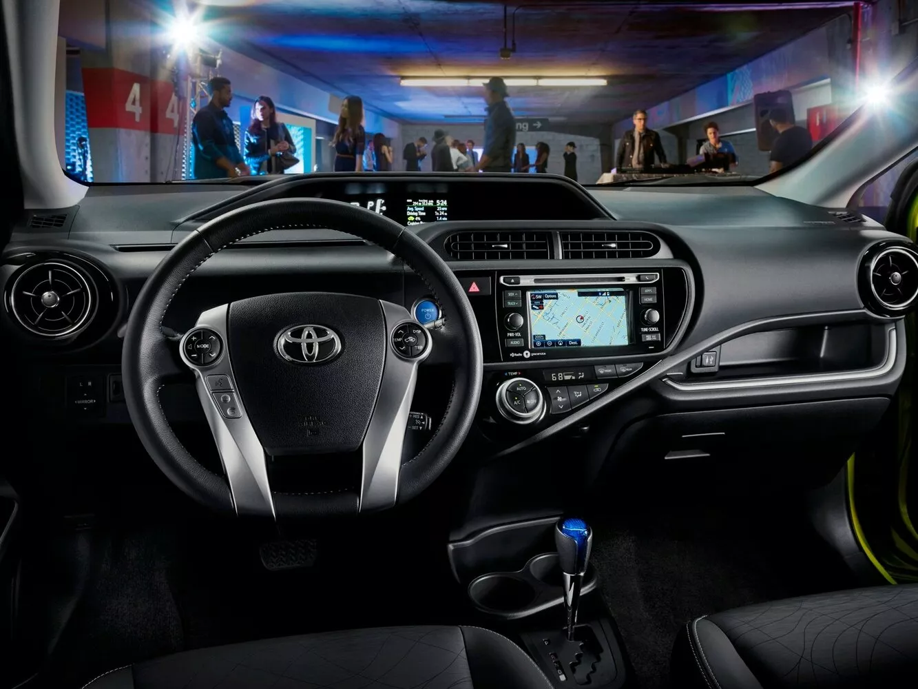 Фото торпеды Toyota Prius c  I Рестайлинг 2015 -  2024 
                                            