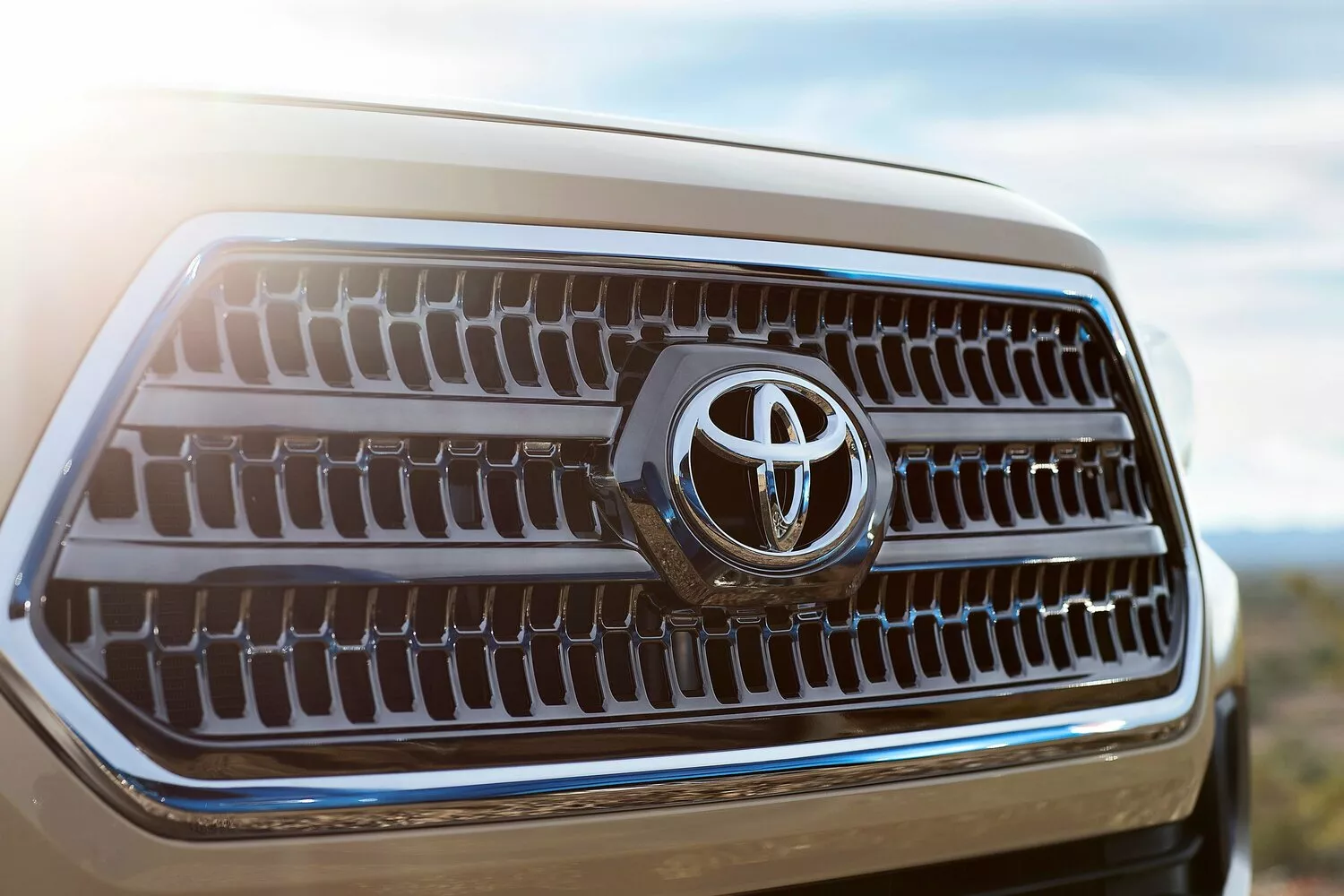 Фото интерьера Toyota Tacoma  III 2015 -  2024 
                                            