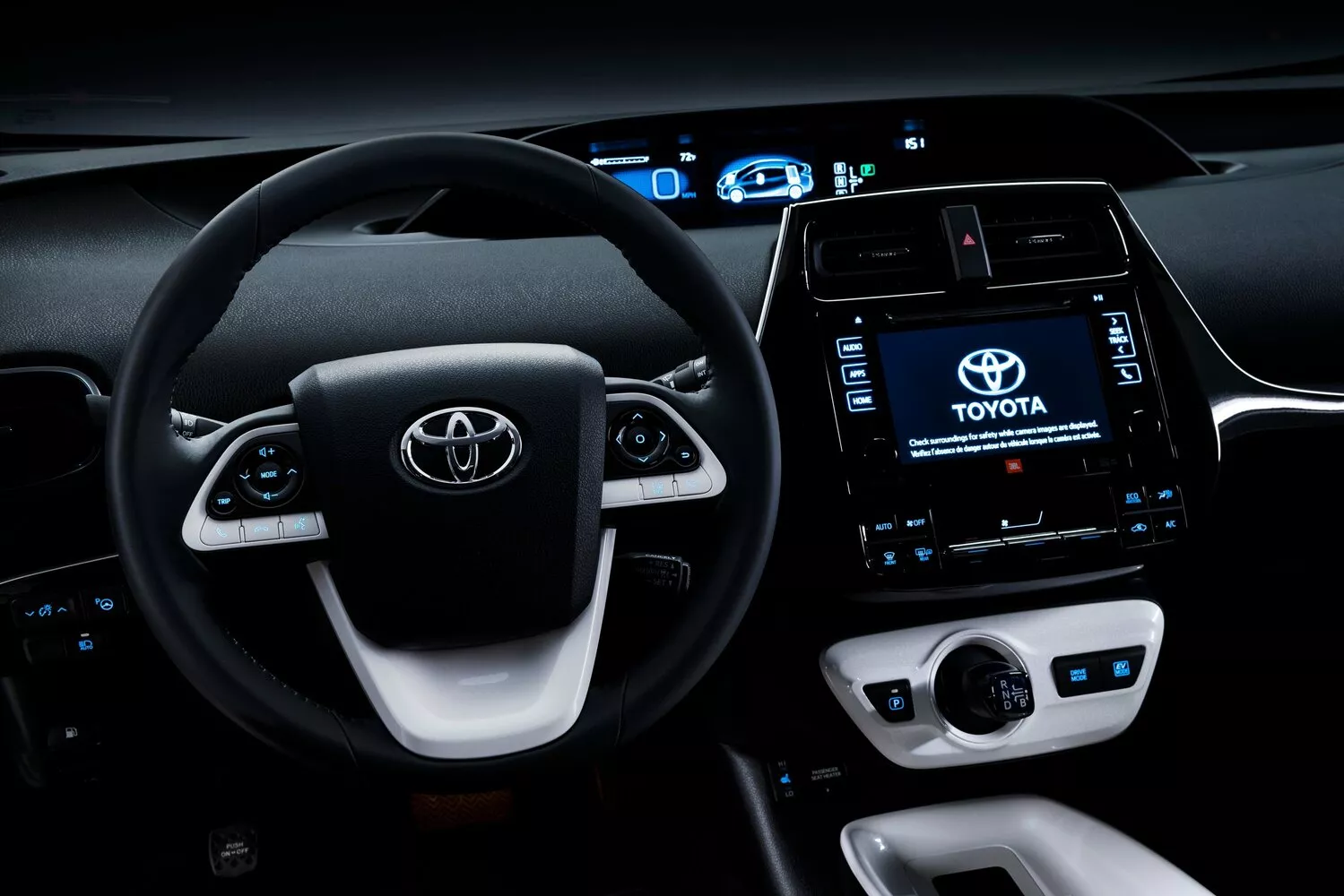 Фото места водителя Toyota Prius  IV (XW50) 2015 -  2024 
                                            