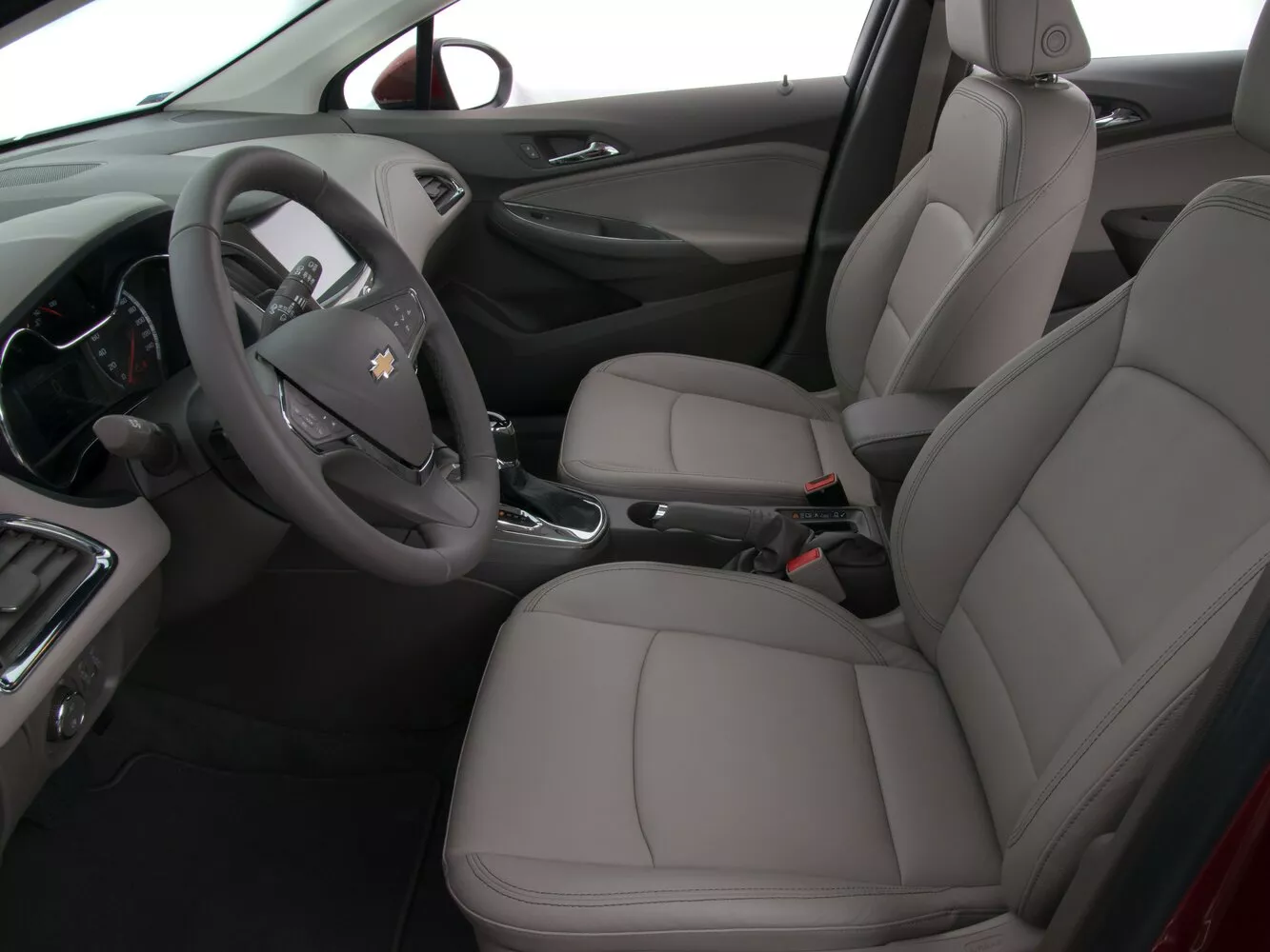 Фото места водителя Chevrolet Cruze  II 2015 -  2024 
                                            
