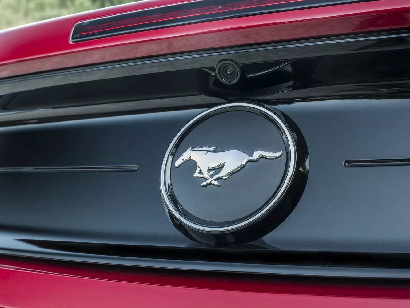 Фото интерьера Ford Mustang  VI Рестайлинг 2017 -  2024 
                                            
