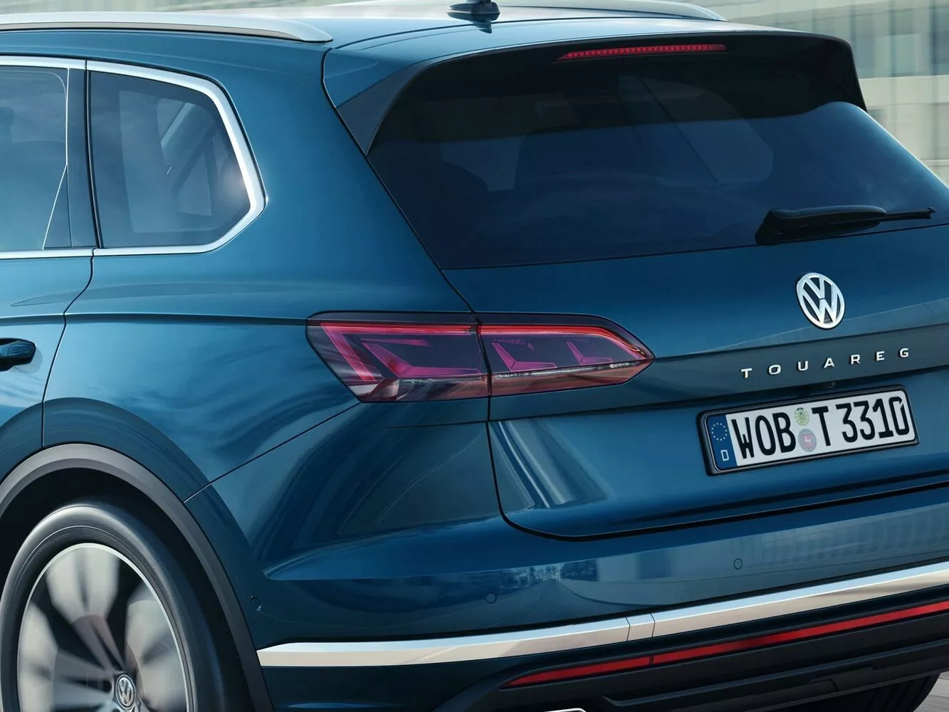 Фото задних фонорей Volkswagen Touareg  III 2018 -  2024 
                                            
