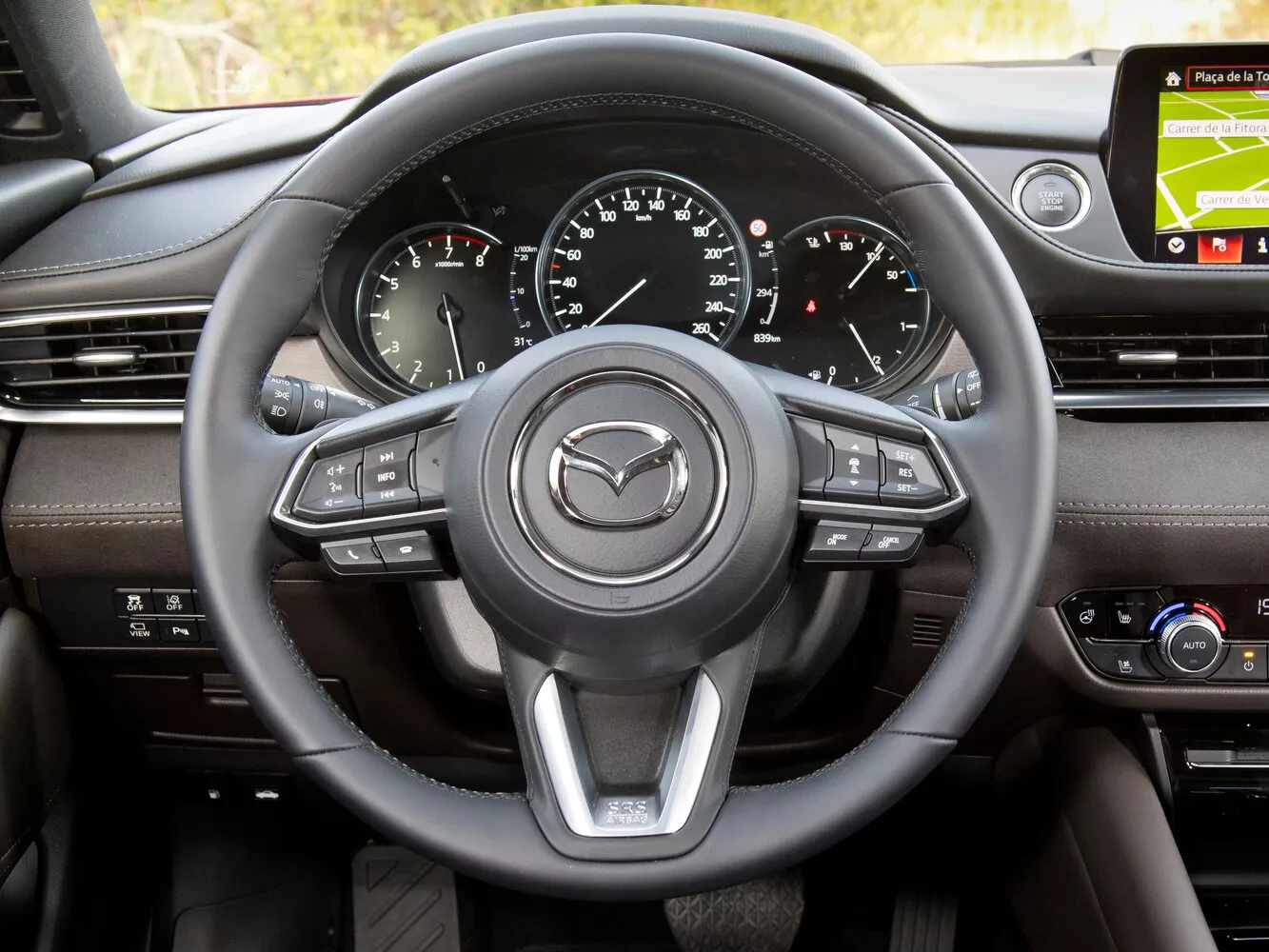 Фото рулевого колеса Mazda 6  III (GJ) Рестайлинг 2 2018 -  2024 
                                            
