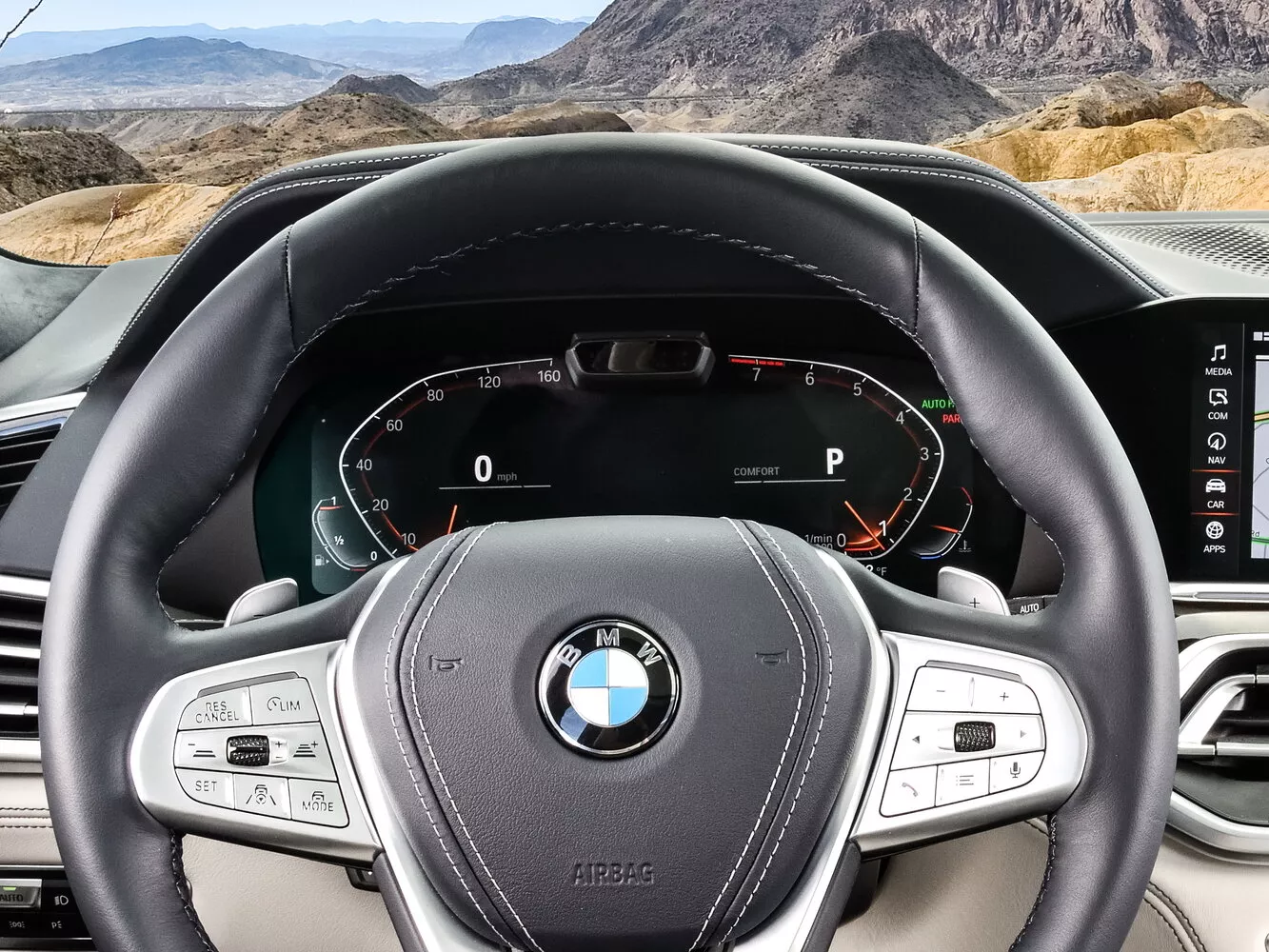 Фото приборной панели BMW X7  I (G07) 2019 -  2024 
                                            