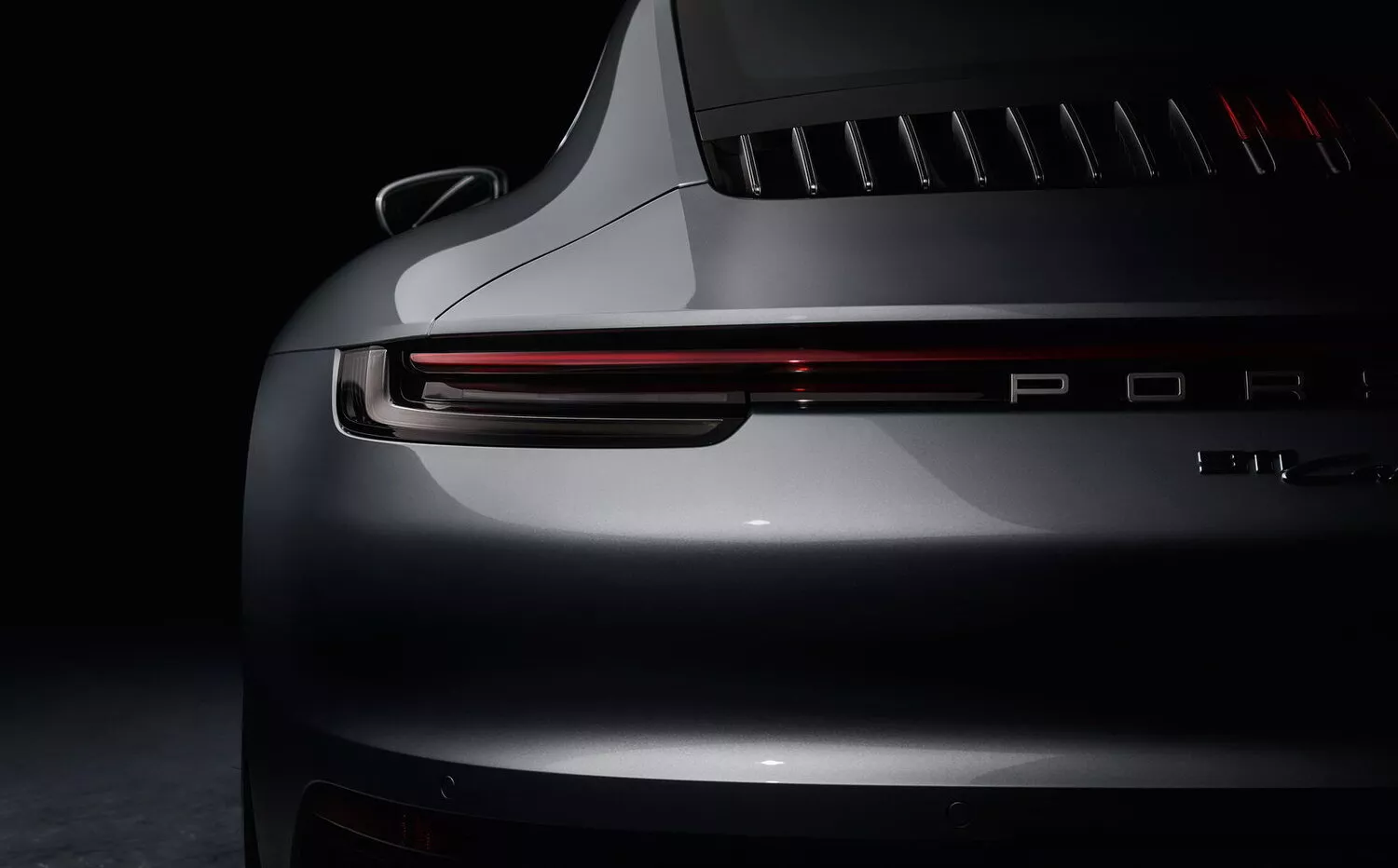 Фото задних фонорей Porsche 911  VIII (992) 2018 -  2024 
                                            