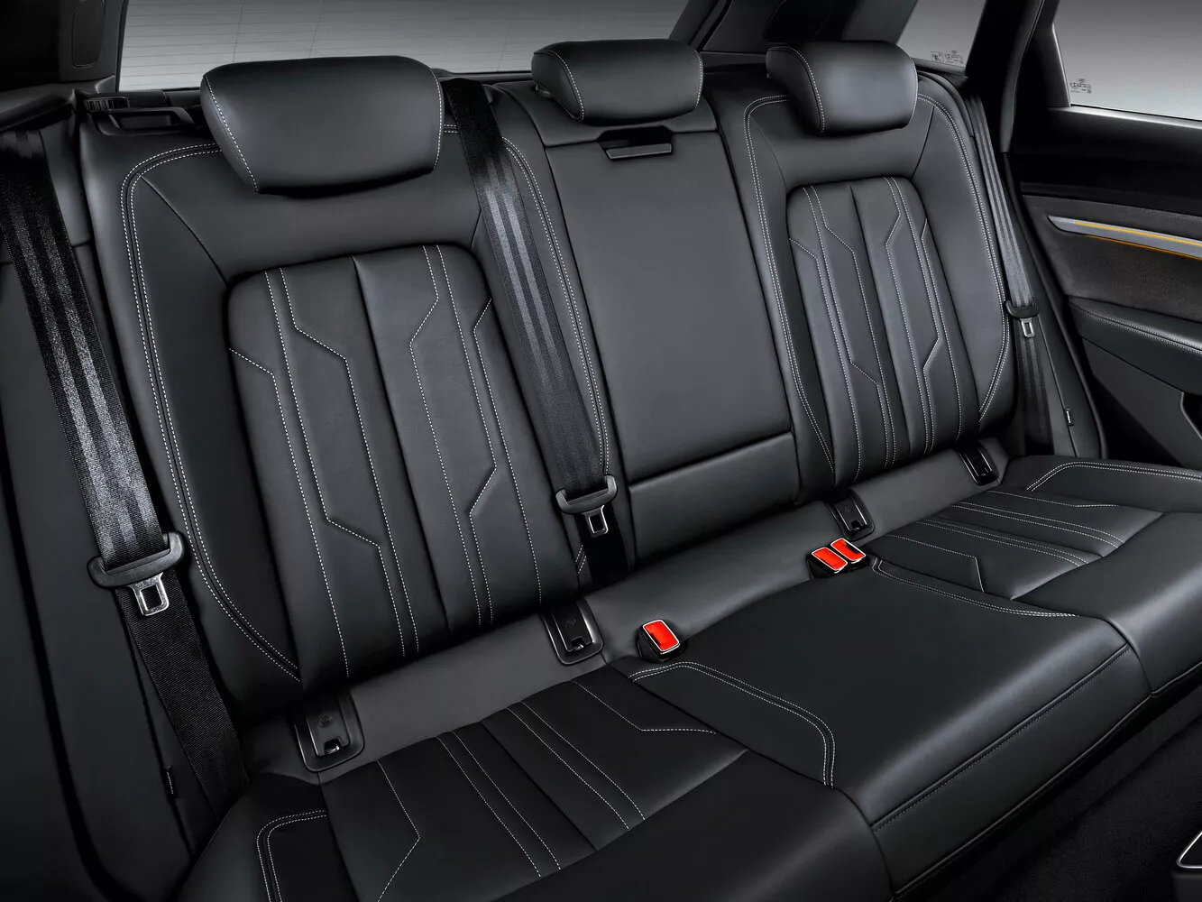 Фото сидений Audi e-tron  I 2018 -  2024 
                                            