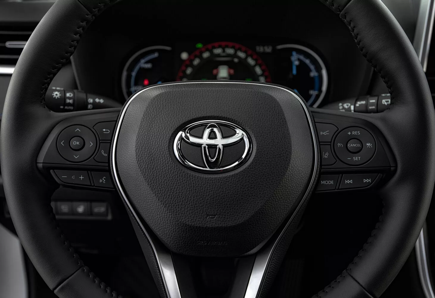 Фото рулевого колеса Toyota RAV4  V (XA50) 2018 -  2024 
                                            
