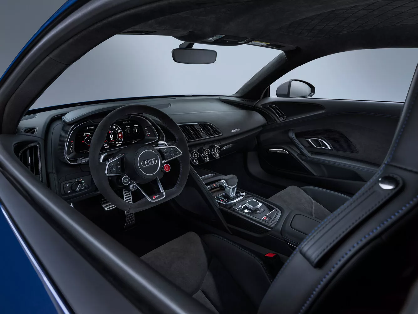 Фото места водителя Audi R8  II (4S) Рестайлинг 2019 -  2024 
                                            