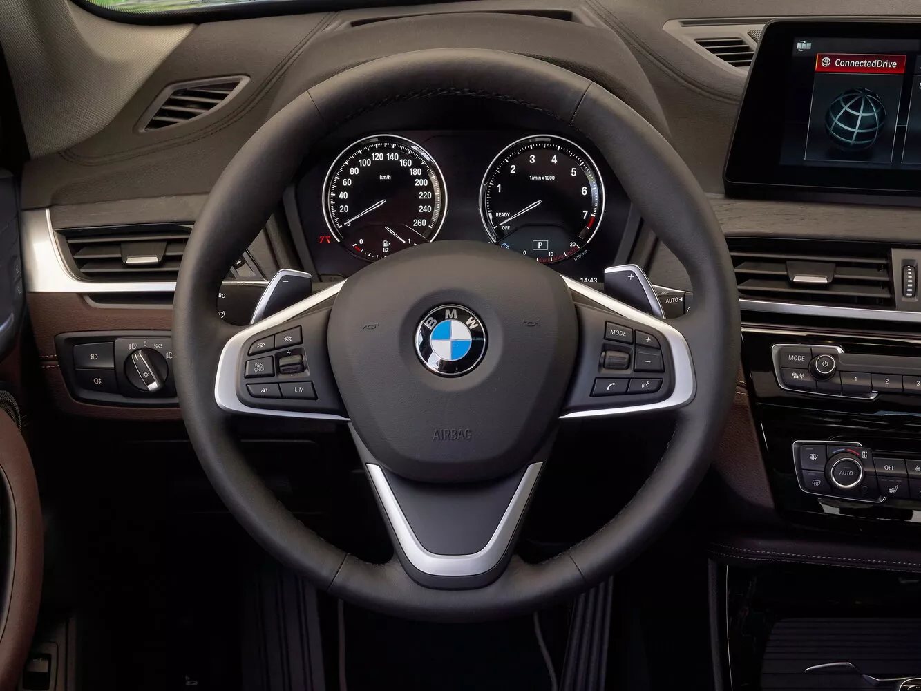 Фото рулевого колеса BMW X1  II (F48) Рестайлинг 2019 -  2024 
                                            