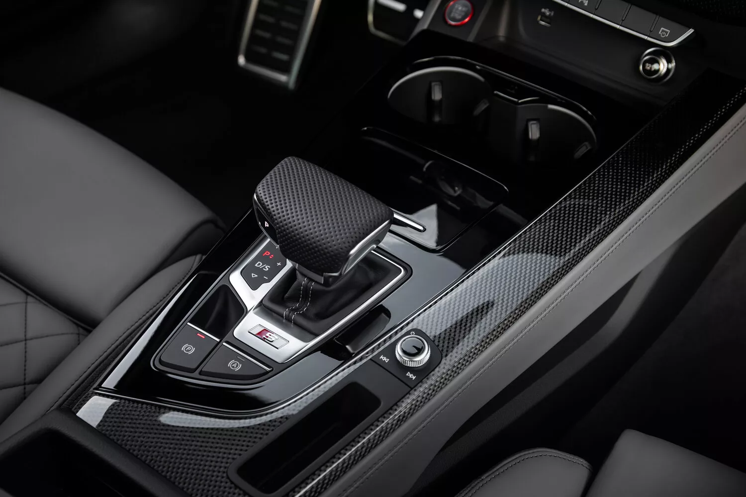 Фото коробки передач Audi S4  V (B9) Рестайлинг 2019 -  2024 
                                            
