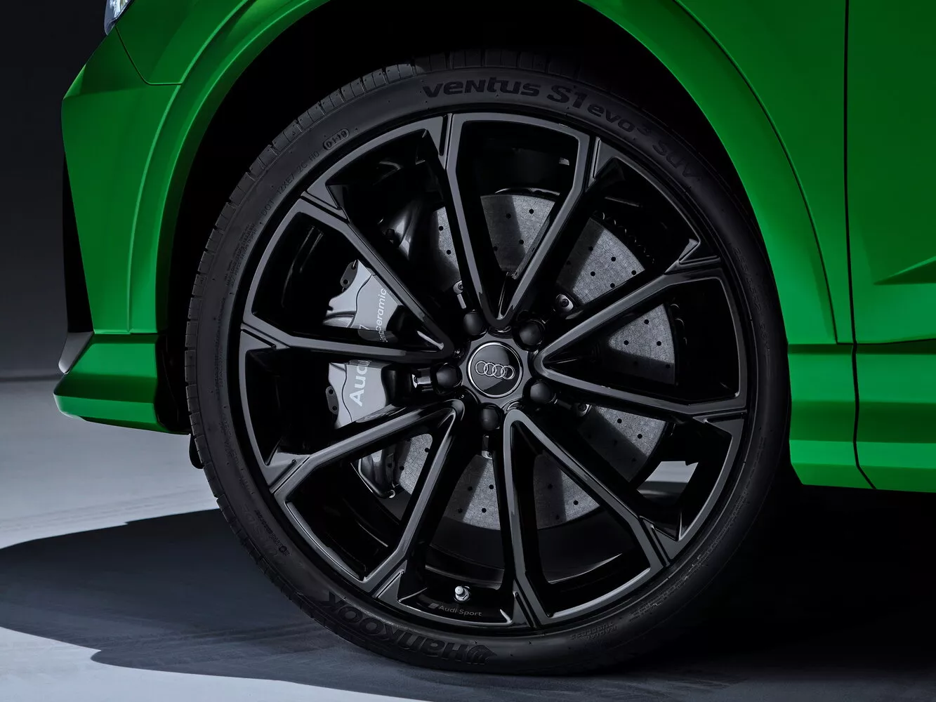 Фото дисков Audi RS Q3 Sportback  I (F3) 2019 -  2024 
                                            
