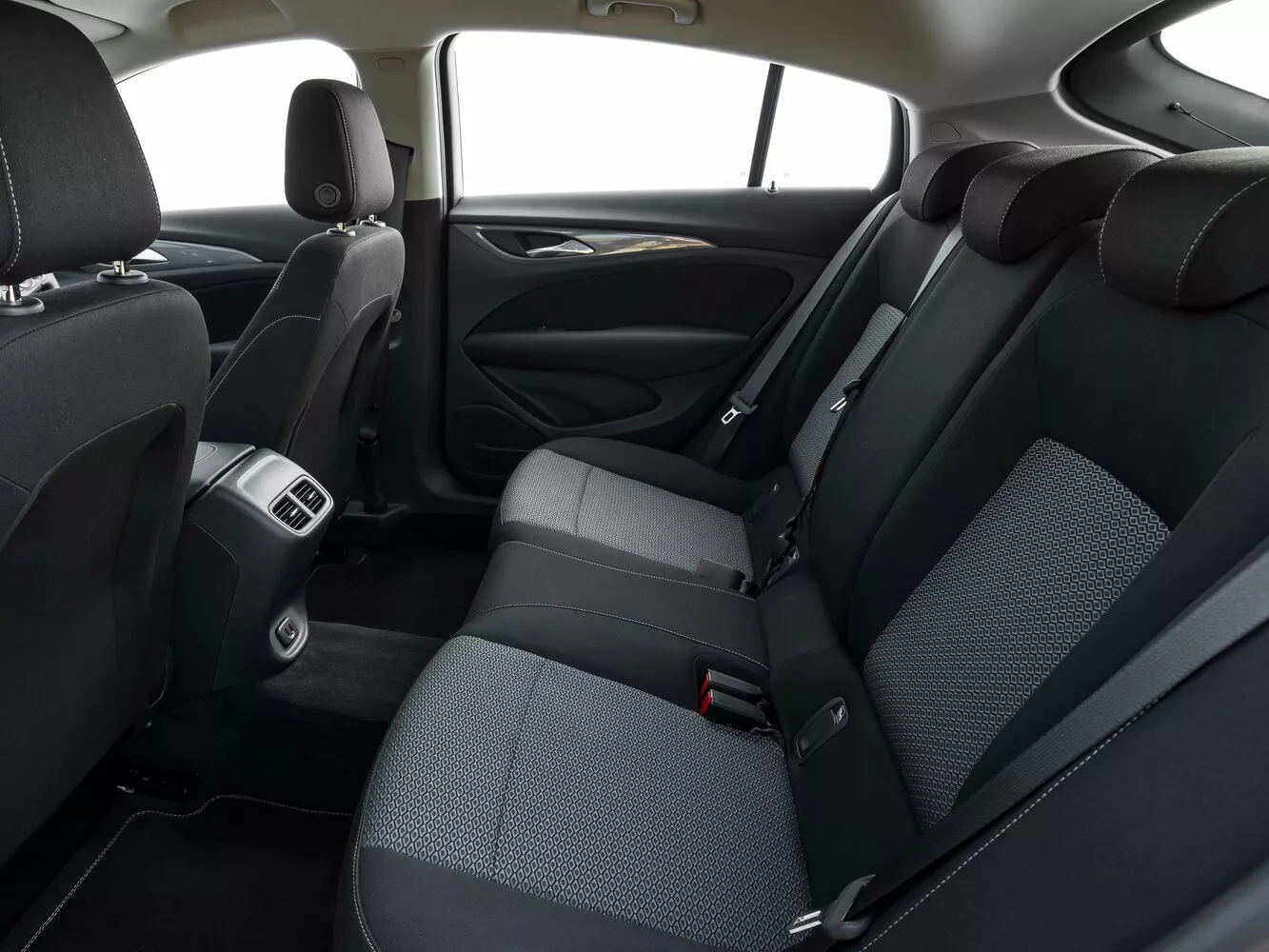Фото сидений Vauxhall Insignia  II 2017 -  2024 
                                            