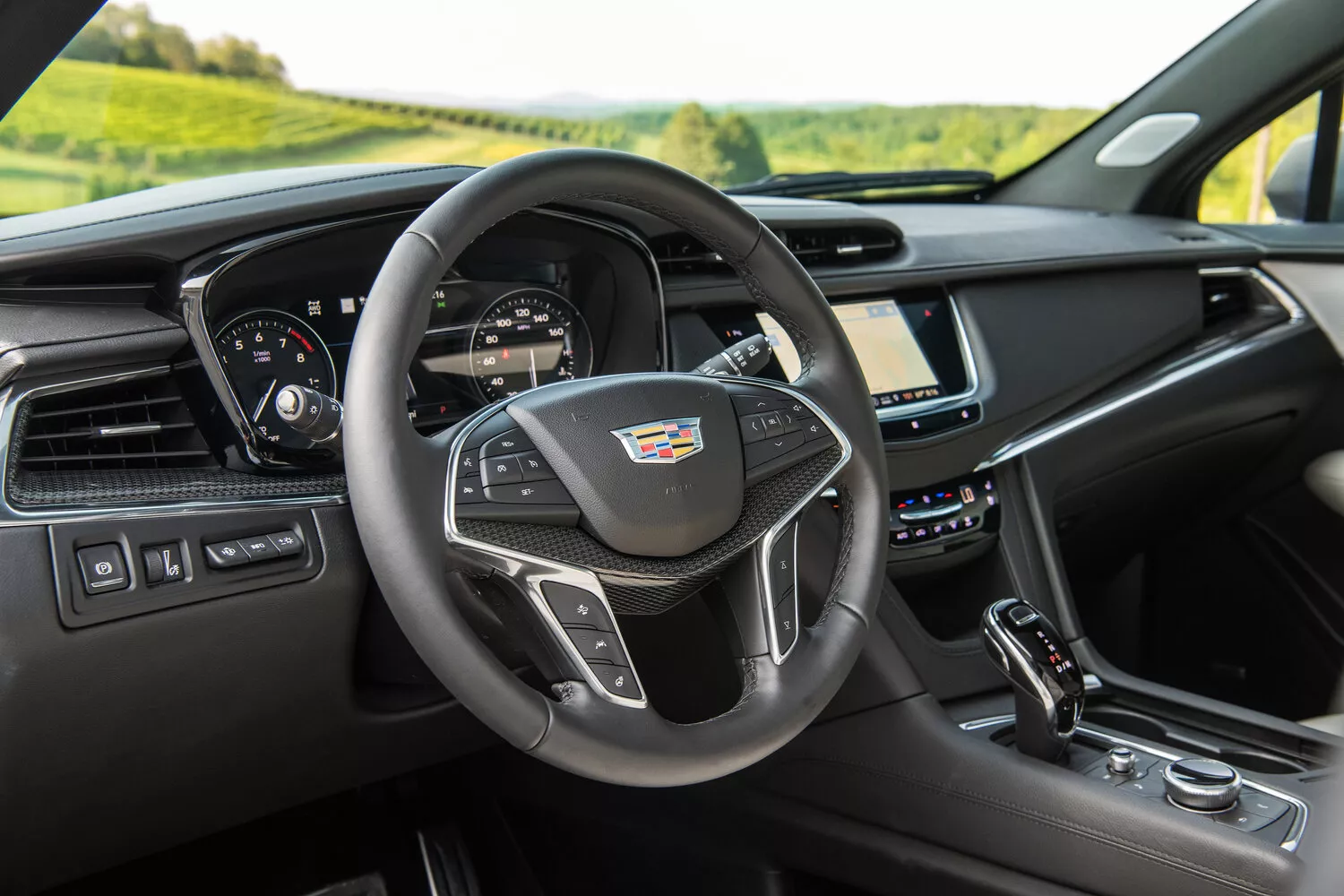 Фото места водителя Cadillac XT5  I Рестайлинг 2019 -  2024 
                                            