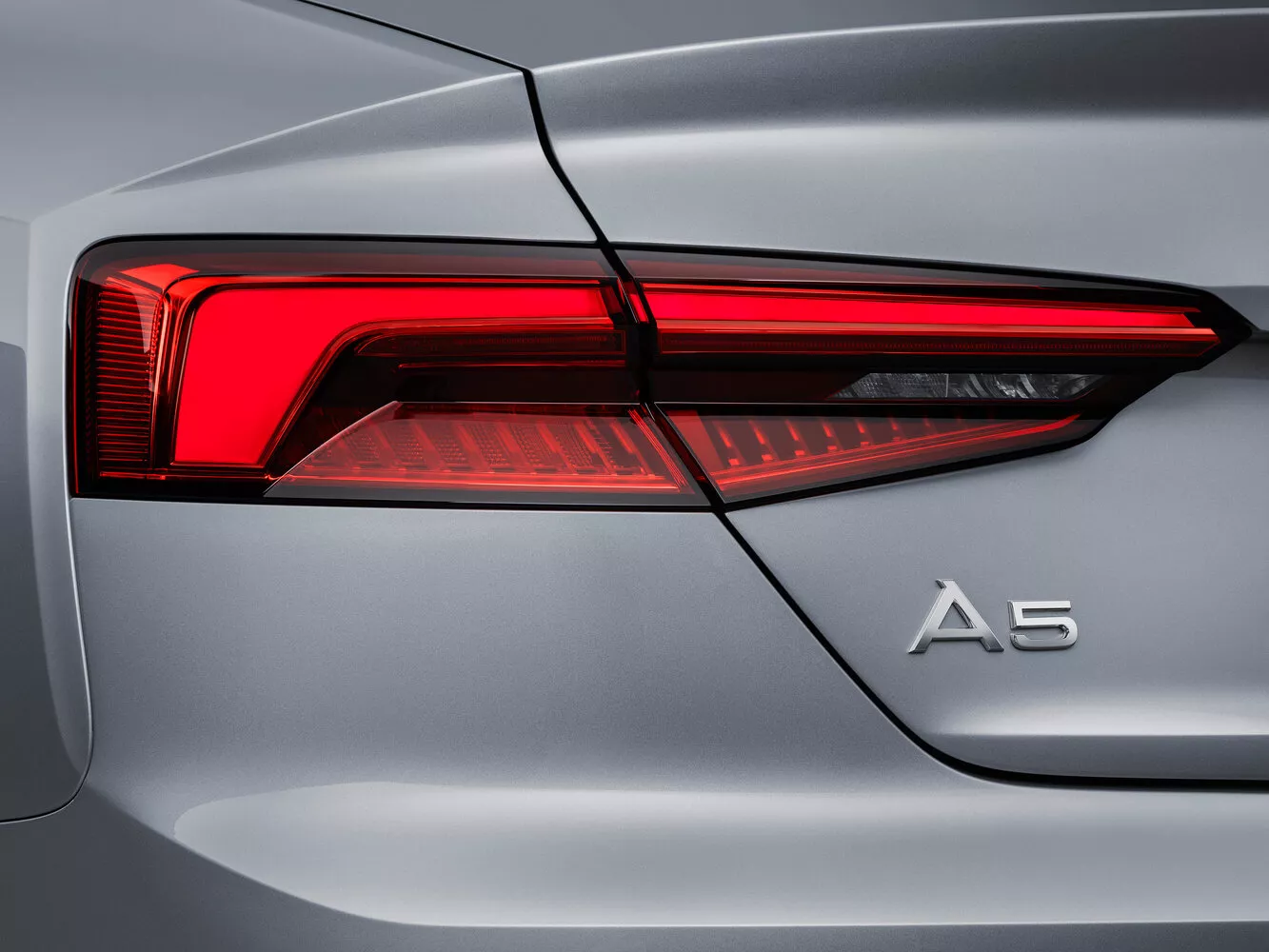 Фото задних фонорей Audi A5 Sportback II (F5) Рестайлинг 2019 -  2024 
                                            