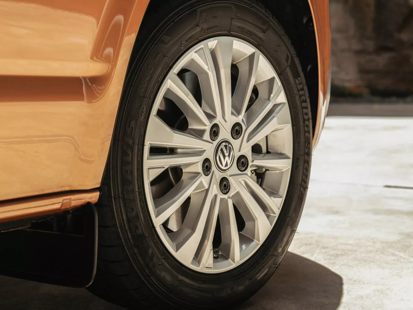 Фото дисков Volkswagen California  T6 Рестайлинг 2019 -  2024 
                                            