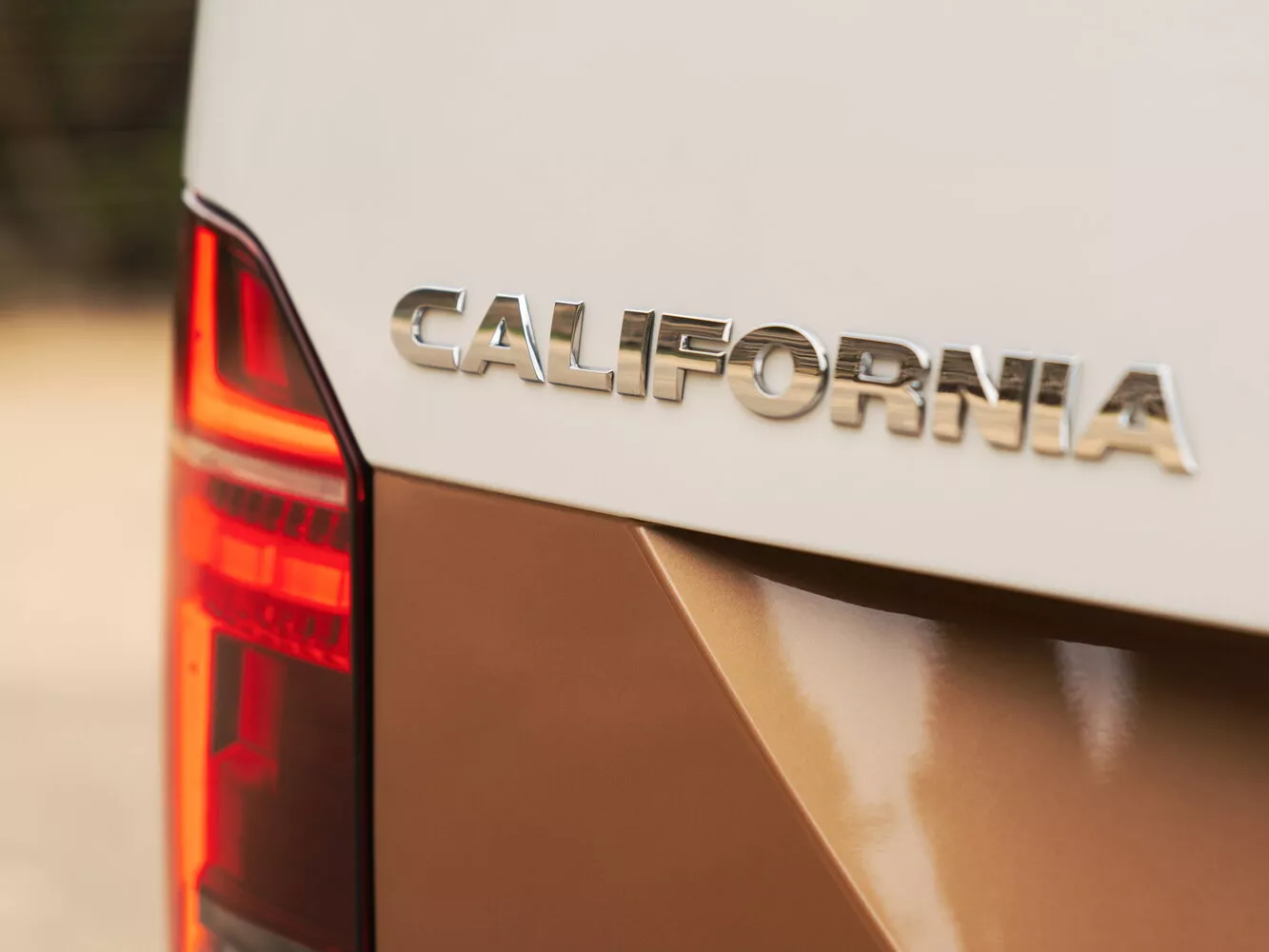 Фото задних фонорей Volkswagen California  T6 Рестайлинг 2019 -  2024 
                                            