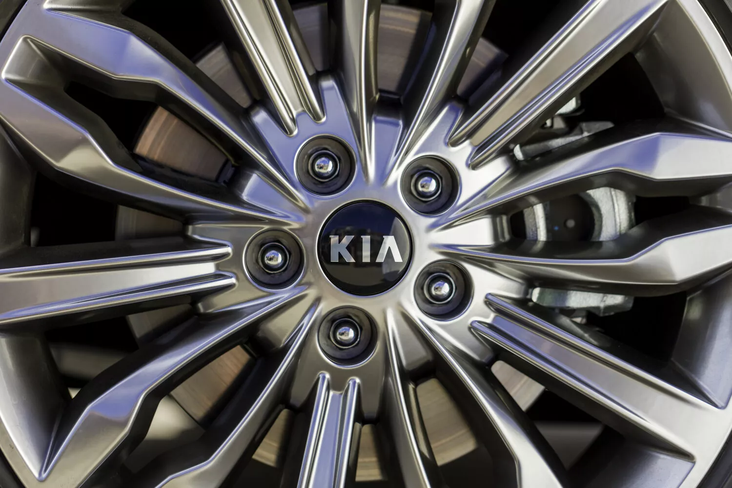 Фото дисков Kia Cadenza  II Рестайлинг 2020 -  2024 
                                            
