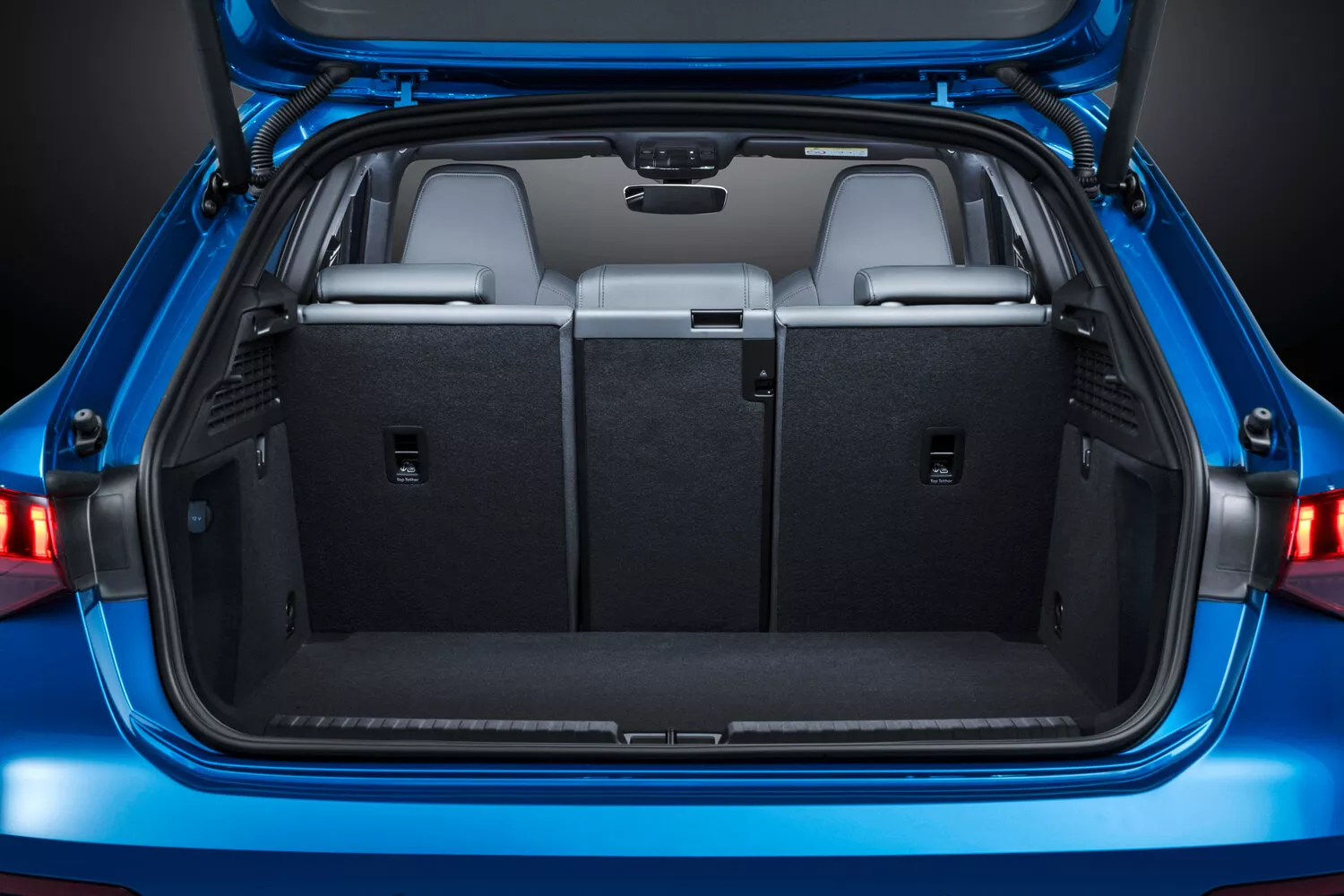 Фото багажника Audi A3 Sportback IV (8Y) 2020 -  2024 
                                            