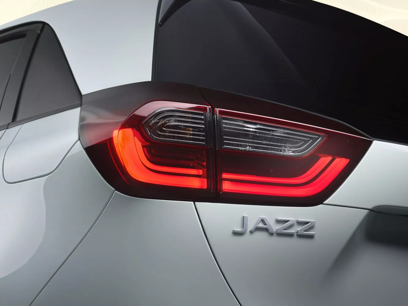 Фото задних фонорей Honda Jazz  IV 2020 -  2024 
                                            